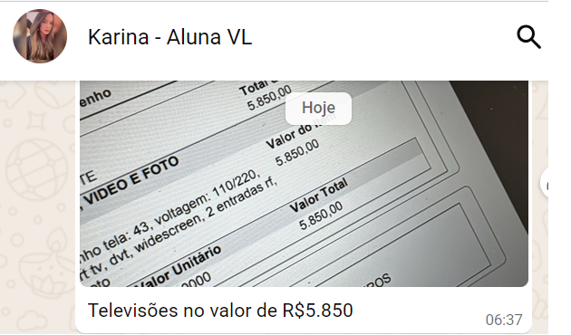 Karina compartilha venda de televisão para órgão público, mais um exemplo de produto comum.